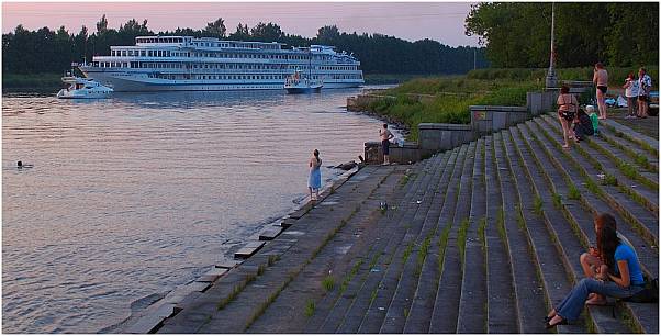 bathing area in river Volga near Dubna(RU)